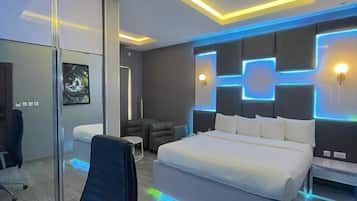 Frette Italian sheets, premium bedding, memory foam beds, in-room safe