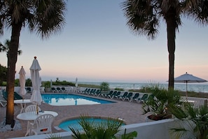 Pool - 4th Flr Ocean View Escape Sleeps 4 with Amenities (Myrtle Beach)