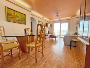 Interior - Penthouse with BBQ and views over the Marina (La Manga del Mar Menor)