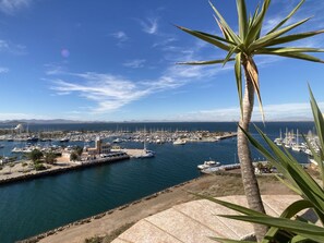 Marina - Penthouse with BBQ and views over the Marina (La Manga del Mar Menor)