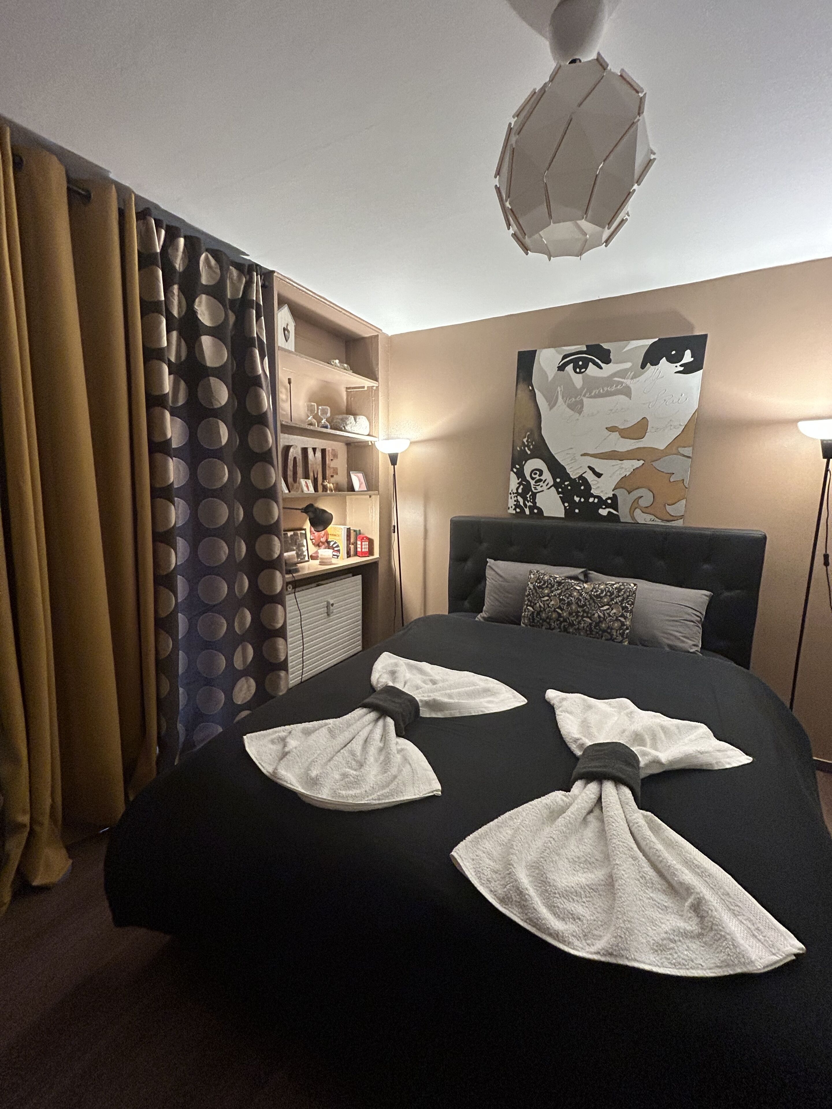 1 bedroom, iron/ironing board, free WiFi, bed sheets