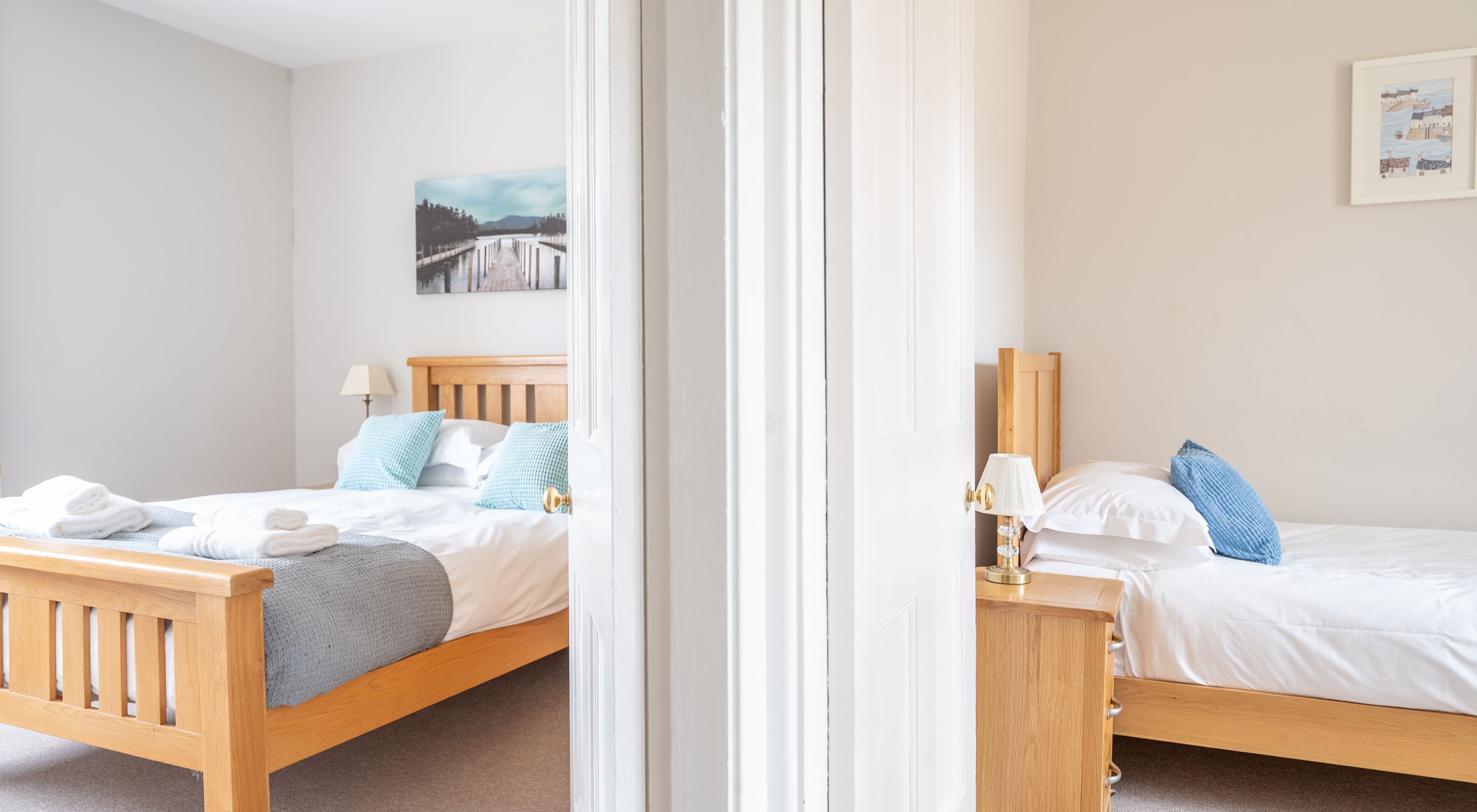 3 bedrooms, travel crib, internet