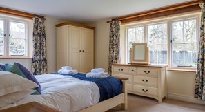 5 bedrooms, travel cot, Internet - Bull Pen - sleeps 10 guests  in 5 bedrooms (Graythwaite)