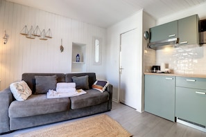 Interior - (058) Le petit National (Antibes)