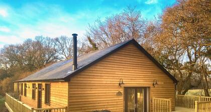 Beautiful Tranquil Barn in 14 acres of perfect peace within New Forest district