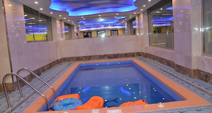 Golden Armada Hotel