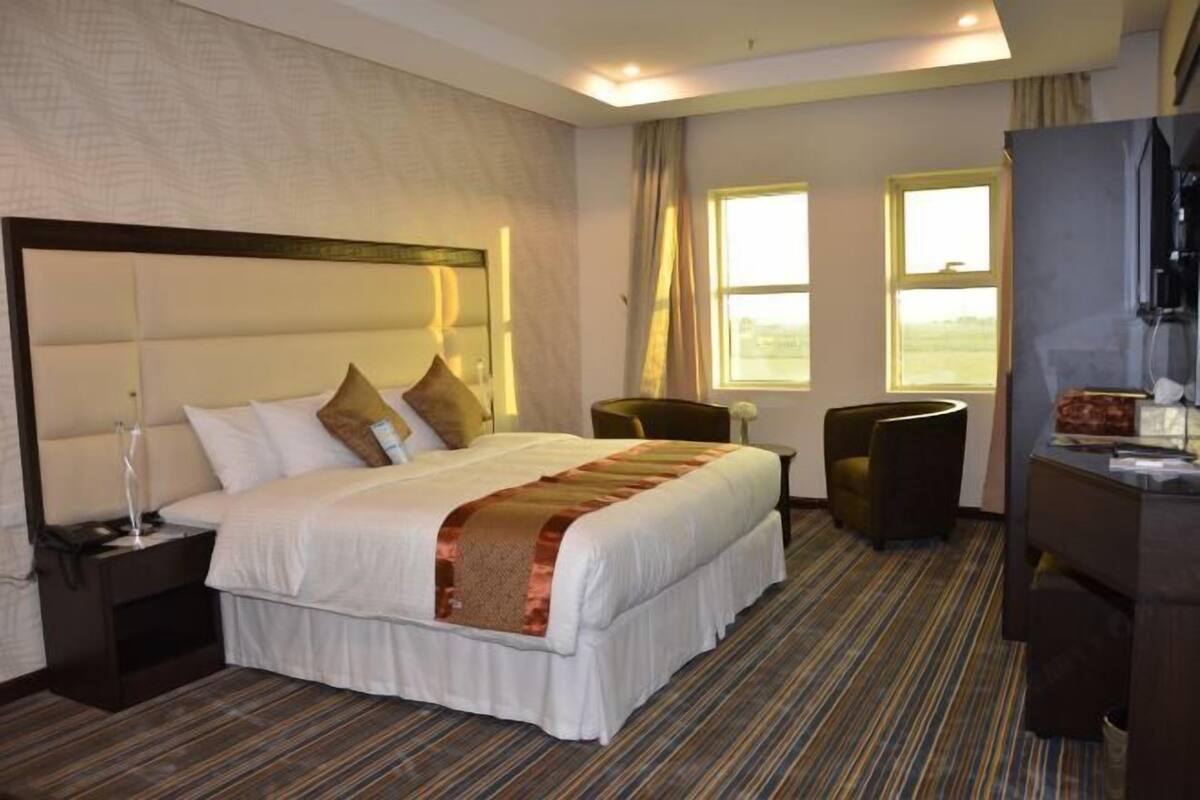 Soundproofing, iron/ironing board, WiFi (free)