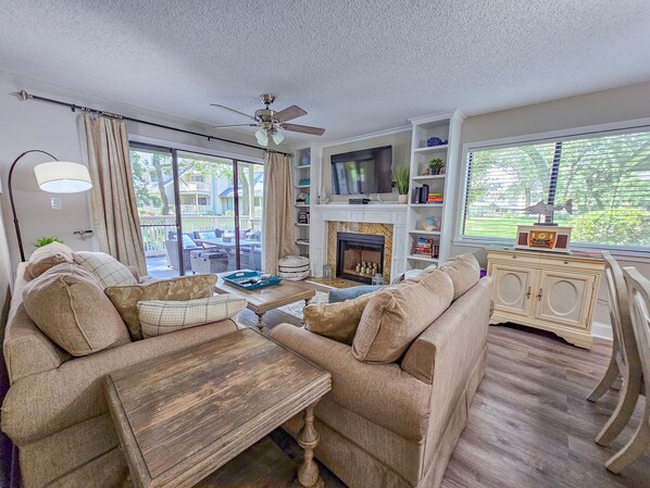 Condo, 3 Bedrooms | Living area | Smart TV