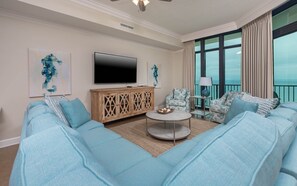 Condo, 3 quartos | Área de estar