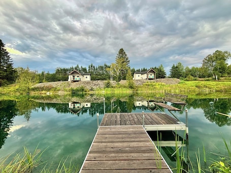 Exterior. J19 South • Direct Trail Access • King Suite • In Town • Fast WiFi • Sleeps 7