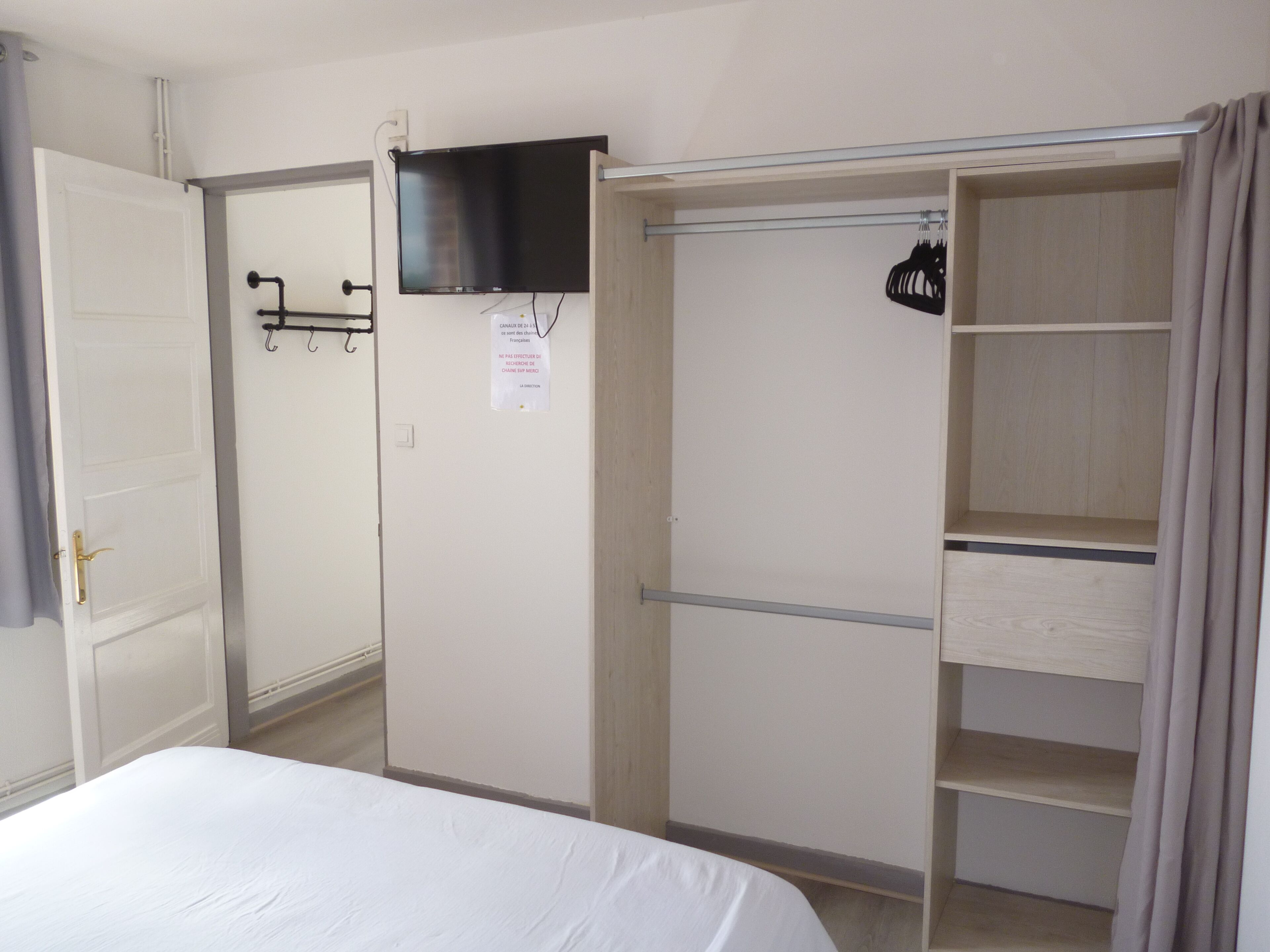 1 quarto, ferros/tábuas de passar roupa, Wi-Fi de cortesia