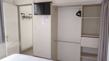 1 quarto, ferros/tábuas de passar roupa, Wi-Fi de cortesia