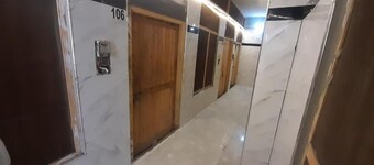 Hotel Khan Plaza