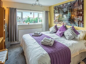 2 chambres, lit parapluie, Wi-Fi, draps fournis