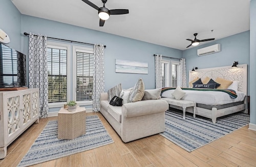 Beach Nest 30A 255–Stellar Studio–Sleeps 4