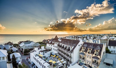 "Beach Nest 30A 255"-Studio-Sleeps 4