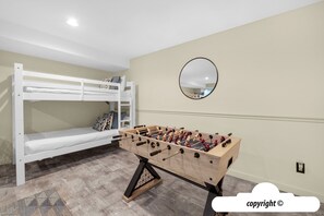 Spielezimmer