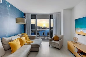 Fernseher, Arbeitsbereiche