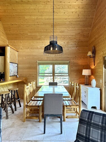 Cabin at Big Manistique Lake! 