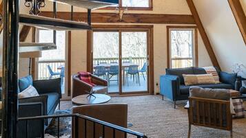 Télévision, table de tennis de table