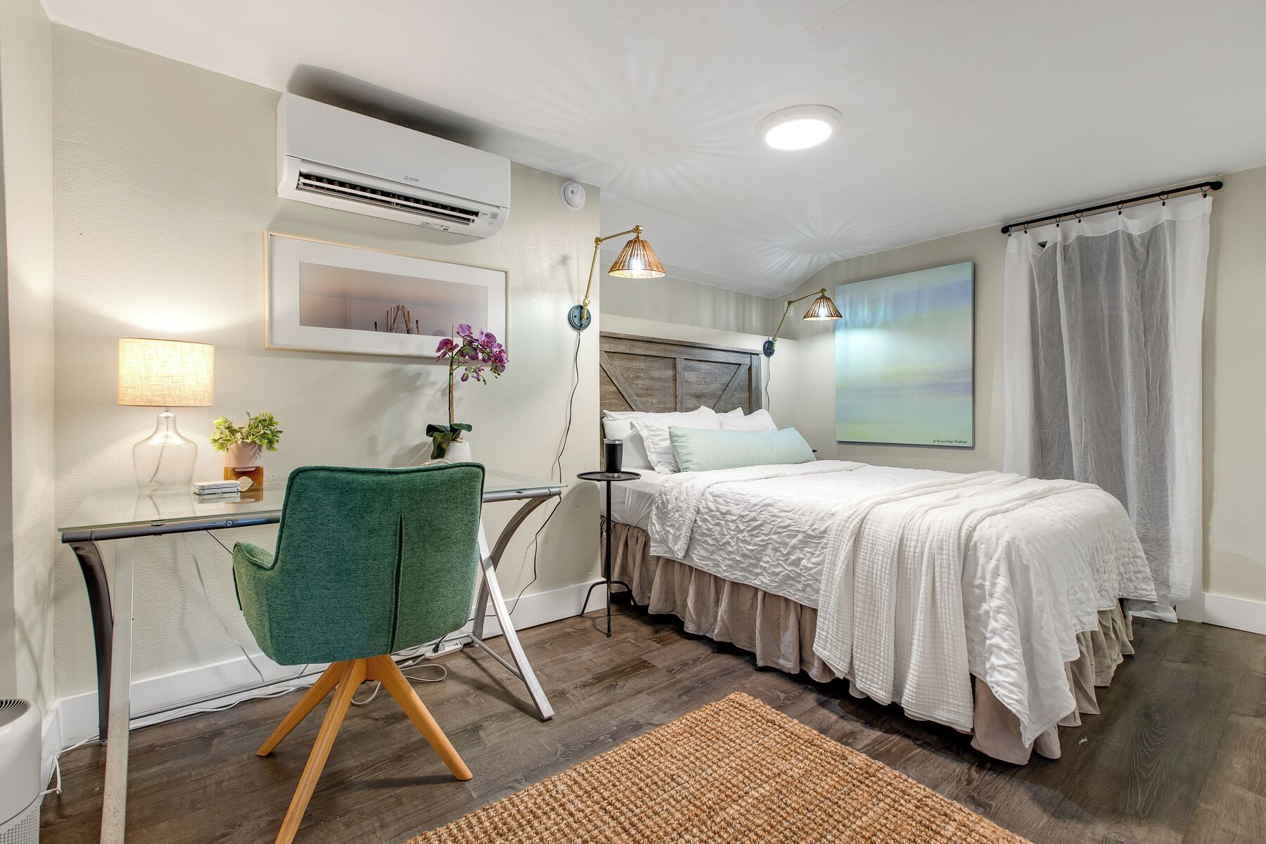 1 bedroom, desk, iron/ironing board, free WiFi