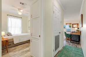 2 camere, una scrivania, ferro/asse da stiro, Wi-Fi gratuito