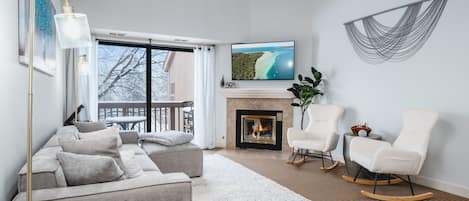 TV connectée, cheminée