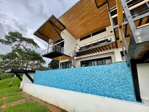 Exterior - Casa Siempre Olas, New luxury home in Pilon Costa Rica (Pavones)