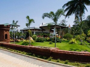 Exterior - RUINS CHAAYA HOTEL (Polonnaruwa)