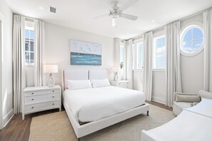 6 Schlafzimmer, BĂŒgeleisen/BĂŒgelbrett, kostenloses WLAN, BettwĂ€sche