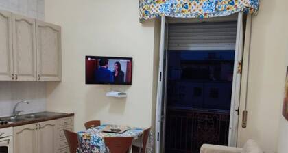 A Soli 7 Minuti Dalla Stazione di Napoli