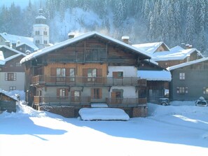 Exterior - 100m from resort center, parking, television, 30m², Arêches-Beaufort (Beaufort)