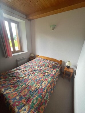 1 bedroom - 100m from resort center, parking, television, 30m², Arêches-Beaufort (Beaufort)