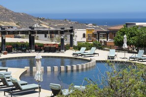 Pool - Lavish Penthouse at Quivira Los Cabos (Cabo San Lucas)