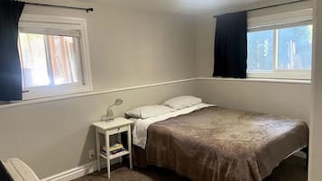 1 slaapkamer, een bureau, een strijkplank/strijkijzer, gratis wifi