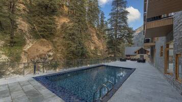 Seasonal outdoor pool