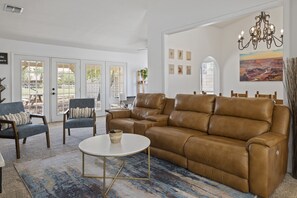 TV connectée, cheminée