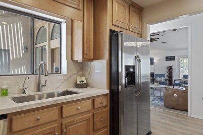 PRIVATE Launch & Beach, 3 Bd, 2 Ba - "The Bullhead Boho"