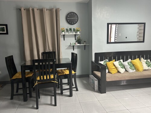 Private townhouse, located in a private subdivision with guards on site. 