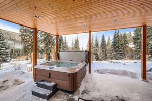 Utendørs boblebad