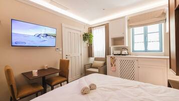 1 bedroom, iron/ironing board, free WiFi, bed sheets