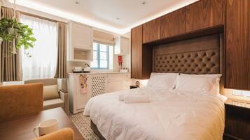 1 bedroom, iron/ironing board, free WiFi, bed sheets