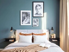 2 bedrooms, iron/ironing board, WiFi, bed sheets - TurnKey | Republic Square Apartment III (Praha 1)