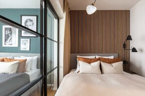 2 室のベッドルーム、アイロン / アイロン台、WiFi、ベッドシーツ