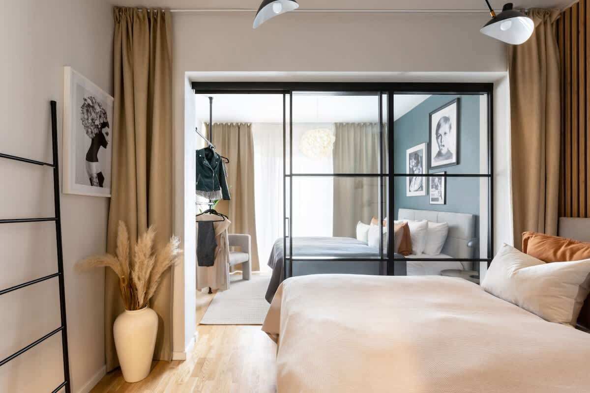 2 bedrooms, iron/ironing board, travel cot, WiFi