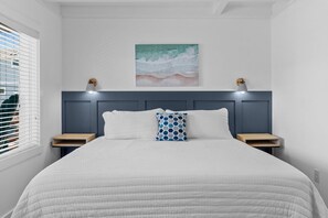 Rom – superior, 1 kingsize-seng, kjøleskap og mikrobølgeovn | 1 soverom, wi-fi (inkludert) og sengetøy