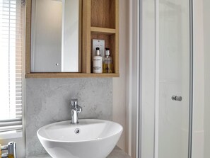 Towels - 2 bedroom accommodation in Southerness (Southerness)