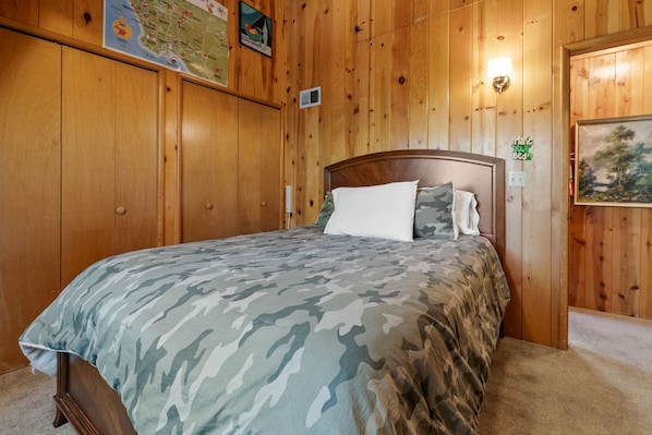 Basic-Ferienhütte | 5 Schlafzimmer, kostenloses WLAN