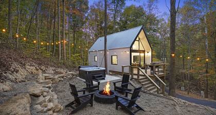 Rocky Hollow | Hocking Hills, Lush Cabin, Hot Tub