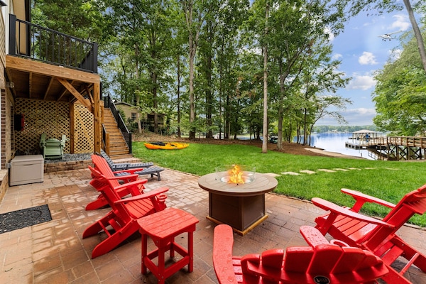 Your tranquil cove! Reach out to us right away with any questions!